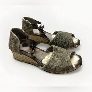 UGG Sandals Australia Mar Espadrille Wedge Ankle Tie Olive Green Sz 9 Sherpa